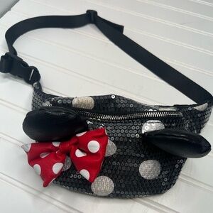 Disney Parks Loungefly Minnie Mouse Sequins Belt Bag
